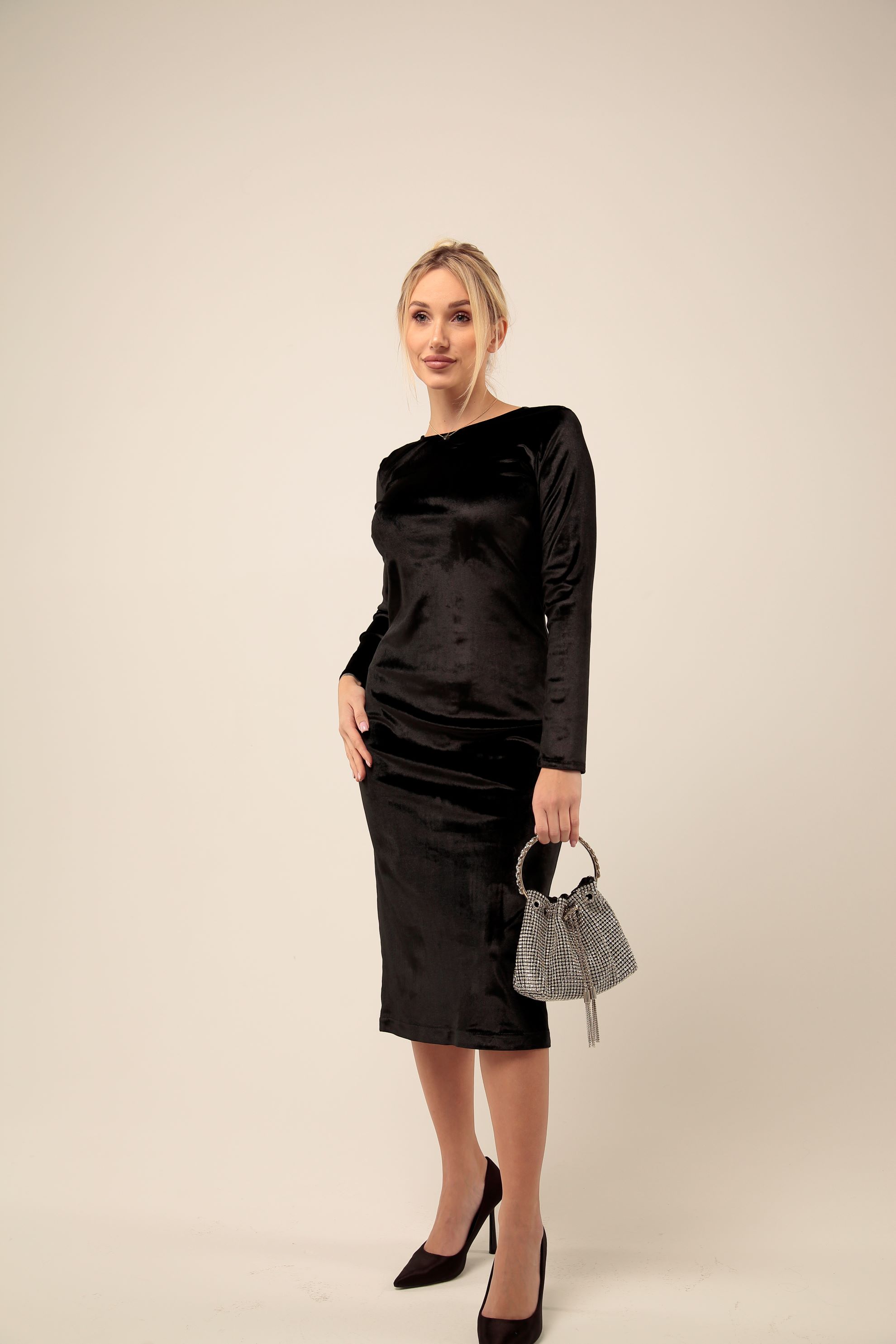 Платье-футляр Диана бархат